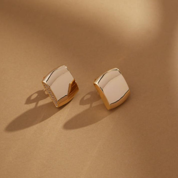 Gilded Glow Earrings